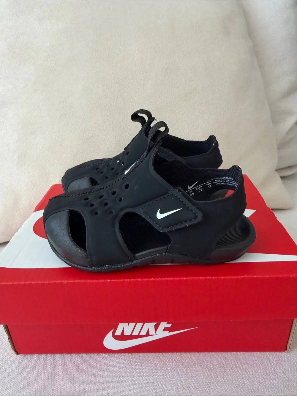 Nike Sunray Protect 2 Sandals (TD) New, size 6C